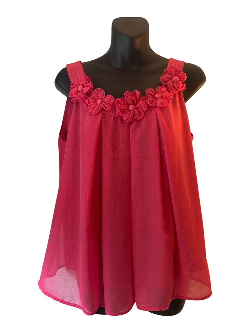 Josephine Studio Women’s Pink Floral-Trim Sleeveless Top
